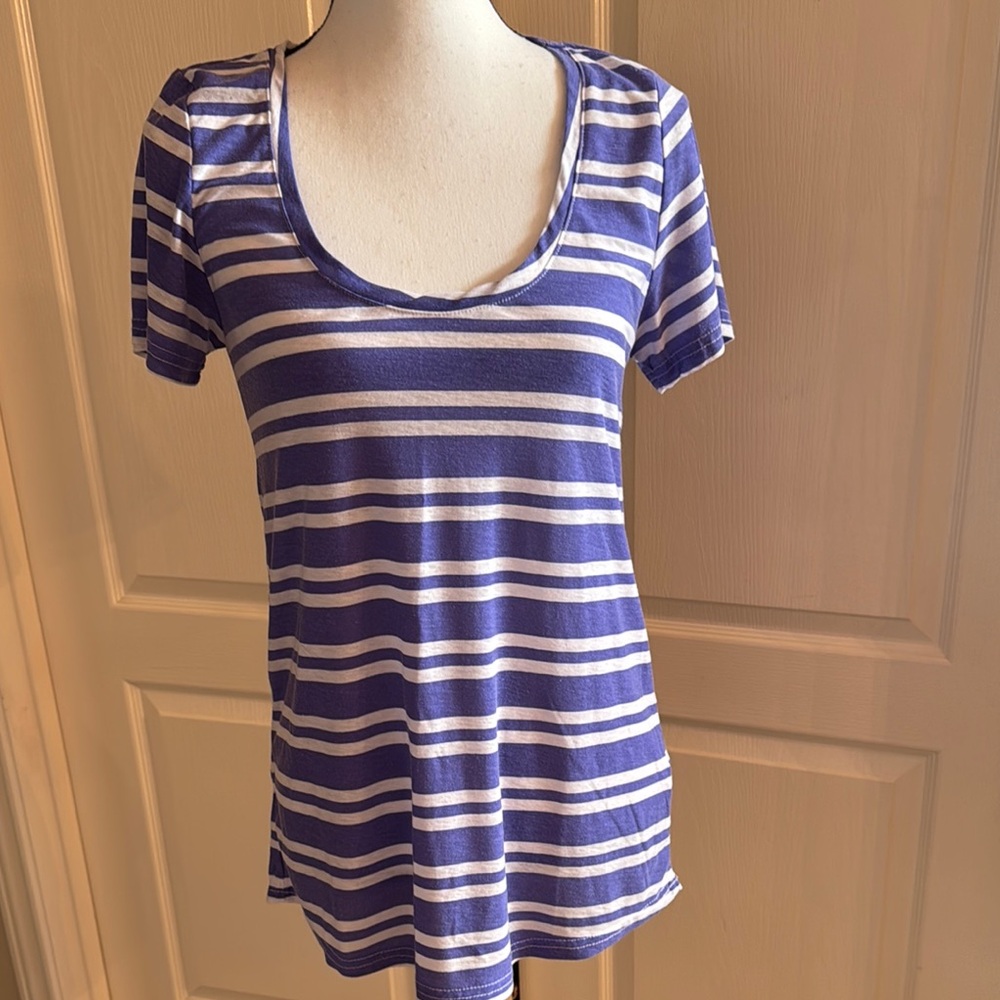 Stripe T- Shirt - Size Small